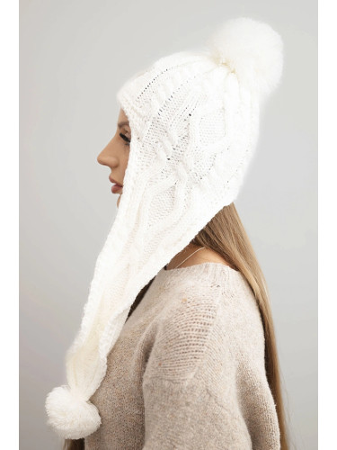 Дамска зимна шапка с помпони Kesi