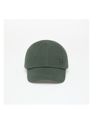 Шапка FRED PERRY Pique Classic Cap Court Green/ Navy Universal