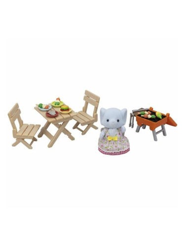 Аксесоари за Къща на Кукли Sylvanian Families The Elephant Girl and Her Picnic Set