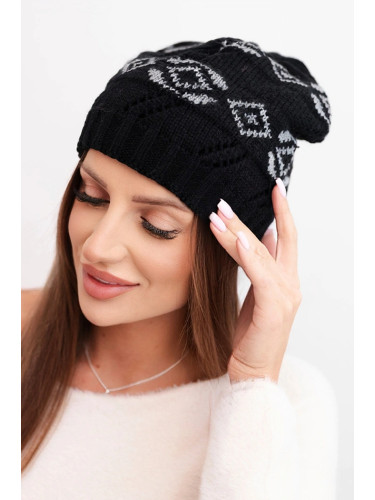 Дамска зимна шапка с геометричен модел