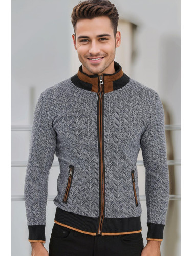 Мъжки пуловер с рибен мотив