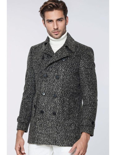 Стилно палто от едър боровинки