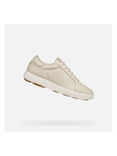 Кремови дамски маратонки Geox Nebula 2.0 C