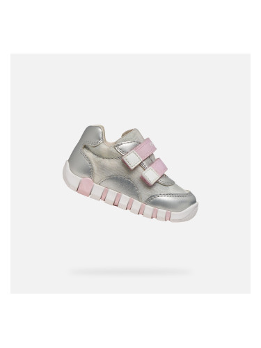 Сребърни момичешки обувки Geox Iupidoo