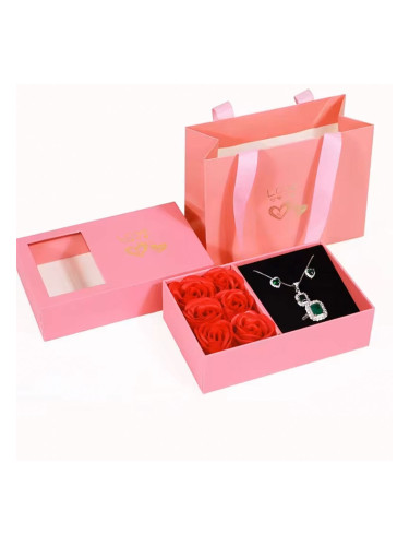 Луксозна подаръчна кутия с ароматни рози и отделение за бижу
