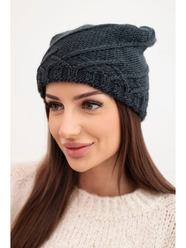 Дамска зимна шапка Кеси с декоративна плетка