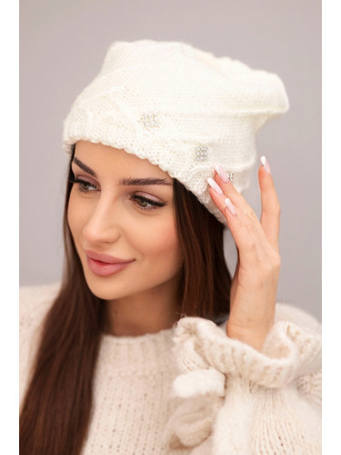 Дамска зимна шапка с декоративни кристали