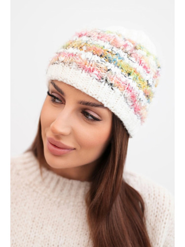 Дамска зимна шапка с декоративни кристали