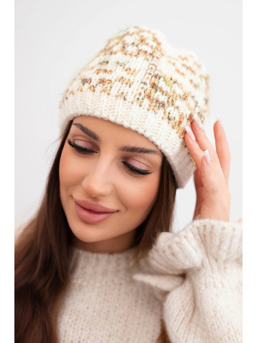 Дамска зимна шапка с декоративни кристали