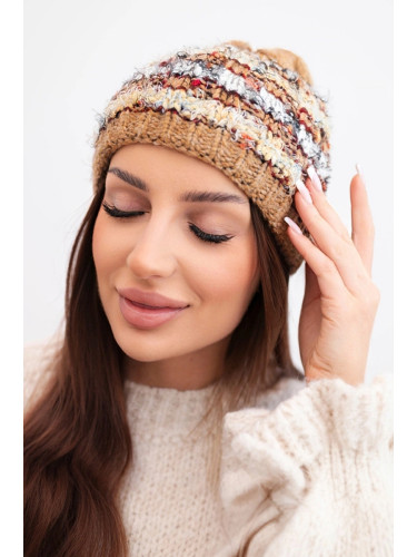 Дамска зимна шапка с декоративни кристали