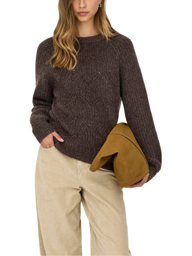 Само кафяв пуловер с кръгло деколте