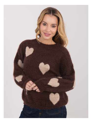 Кафяв пуловер с мотив на сърце