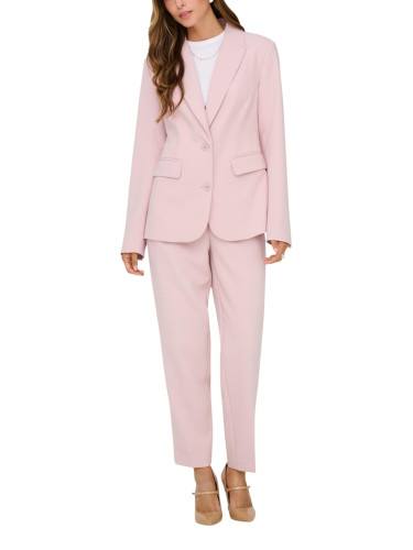 Комплект от розово яке и панталон за жени