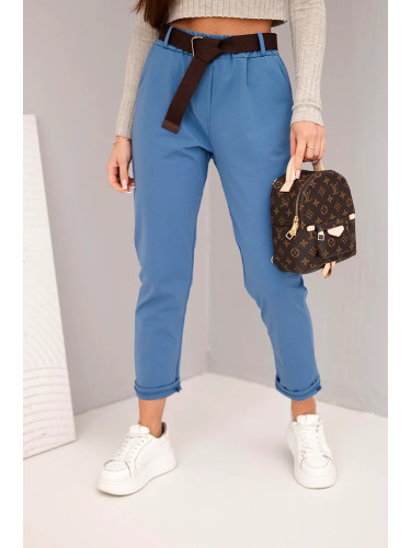 Дамски панталон с колан и подгънат подгъв