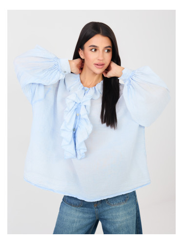 Светлосиня блуза с волани