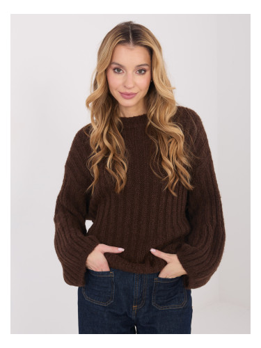 Кафяв оребрен пуловер