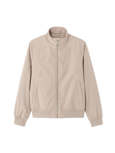 Бежово мъжко преходно яке