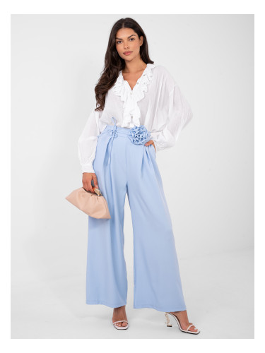 Светлосини панталони с висока талия