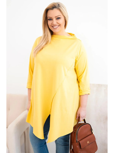 Жълта асиметрична блуза с големи размери и навити ръкави