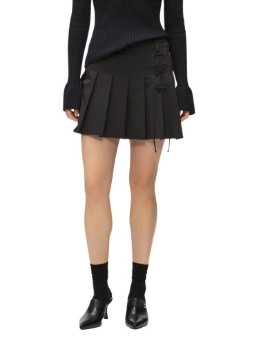 Черна плисирана пола на Карл Лагерфелд