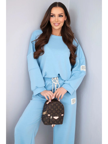 Дамски комплект от син суитшърт и панталон