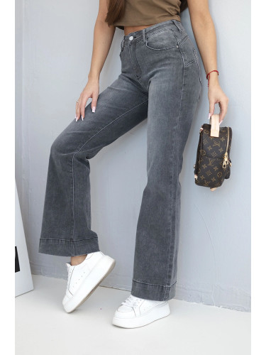 Дамски дънки с права кройка и висока талия