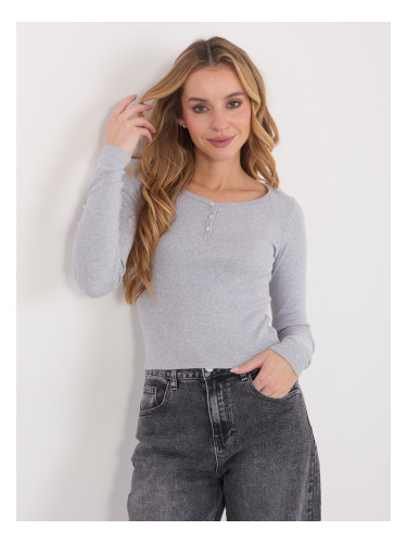 Светлосива блуза с дълъг ръкав