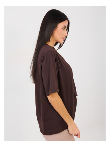 Тъмнокафява тениска с къс ръкав