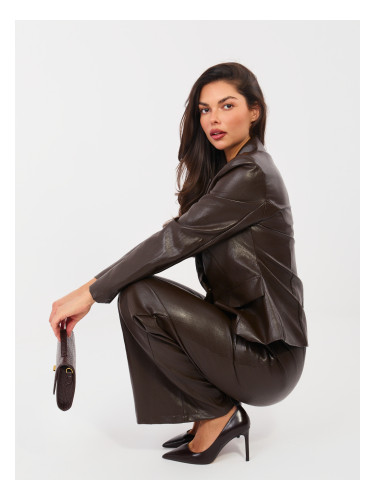 Дамски кожен комплект в тъмнокафяво