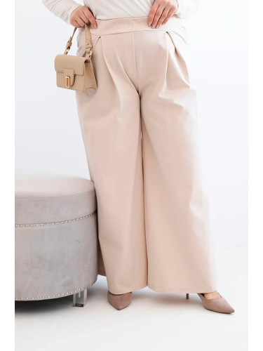 Широки панталони с големи размери и плисета