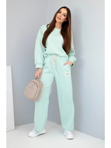Дамски комплект от суитшърт и панталон в цвят мента