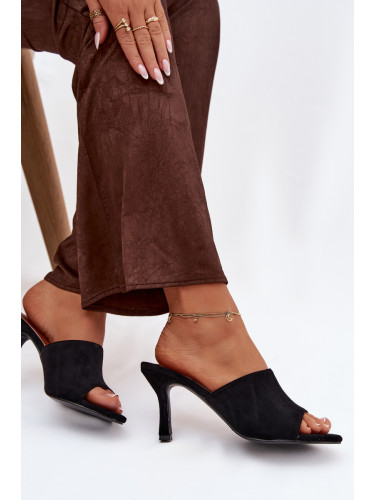 Дамски чехли на ток от ековелур