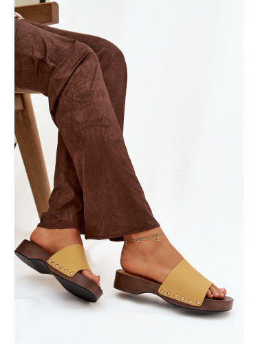 Дамски чехли с нитове Terissa