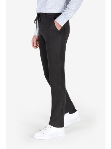 Мъжки панталон тип джогър в черен цвят