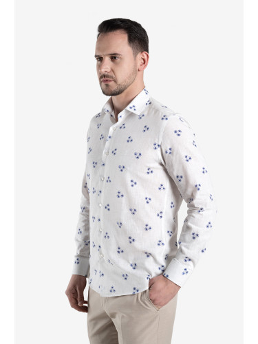 Риза slim fit бяла със син десен