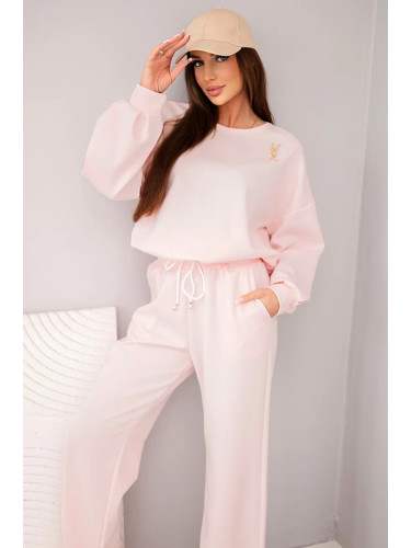 Дамски комплект с брошка и прав панталон