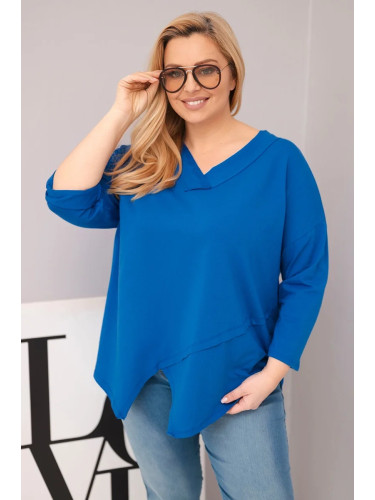 Блуза с големи размери с V-образно деколте и асиметричен подгъв