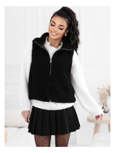 Черен жилет с бял пуловер