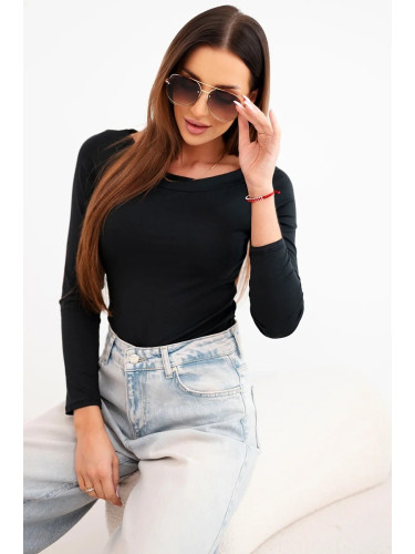 Дамска вискозна блуза с широко деколте