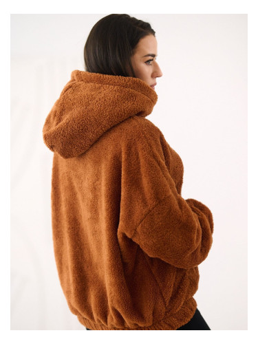 Кафяв суичър с качулка