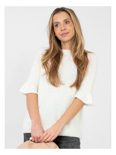 Екрю пуловер с тричетвърти ръкави