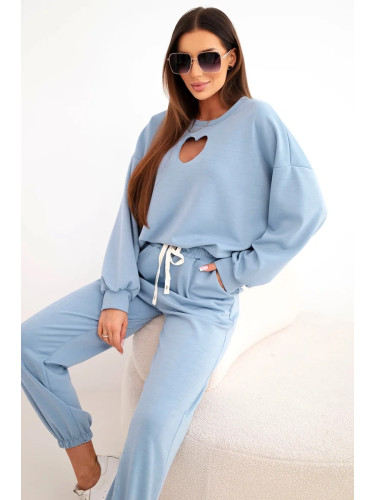 Дамски комплект с изрезка във формата на сърце