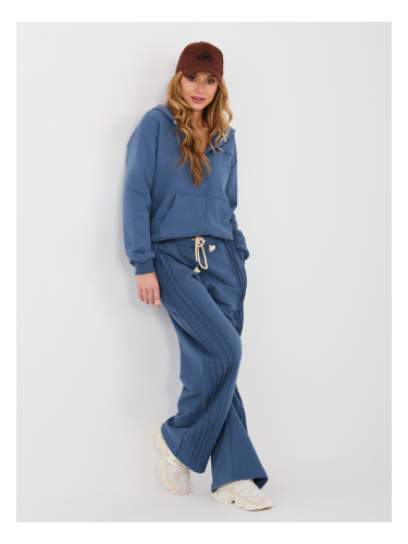 Тъмносин суичър с качулка