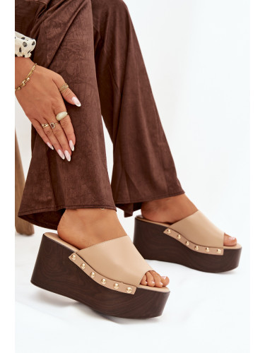 Дамски сандали на платформа с шипове