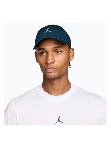 Шапка с козирка Nike Jordan Club Unstructured Curved-Bill squadron blue/sail
