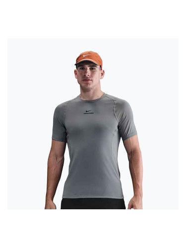 Мъжка тениска за тренировка Nike Pro Training Dri-Fit smoke grey/black