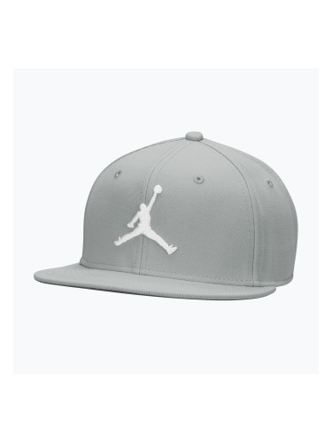 Шапка с козирка Nike Jordan Jumpman Pro light smoke grey/smoke grey/white