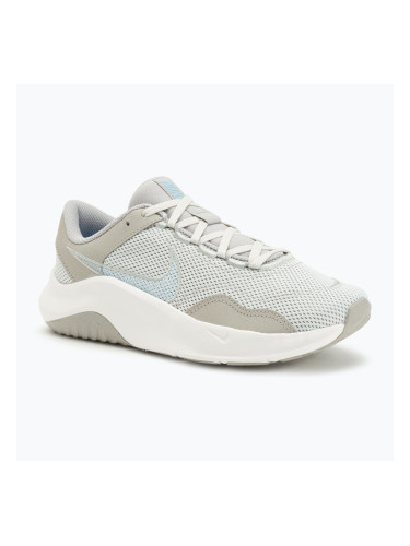 Дамски обувки за тренировка Nike Legend Essential 3 Next Nature light iron ore/iron grey/light armour blue