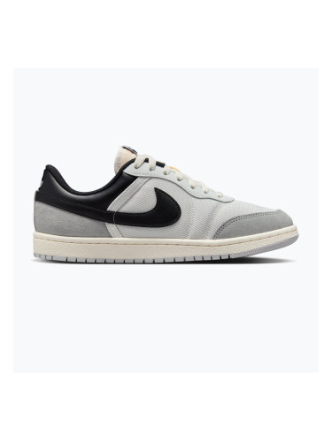 Дамски обувки Nike Air Jordan Skyline Low summit white/light smoke grey/sail/black