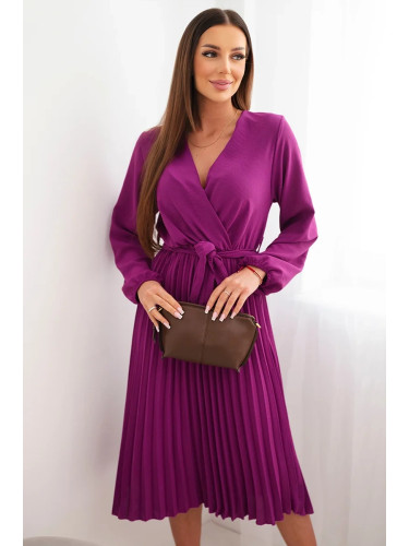 Лилава плисирана рокля с връзки